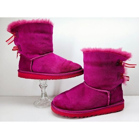 Winter UGG Youth 4 Comfy footwear - Picture 1 of 9